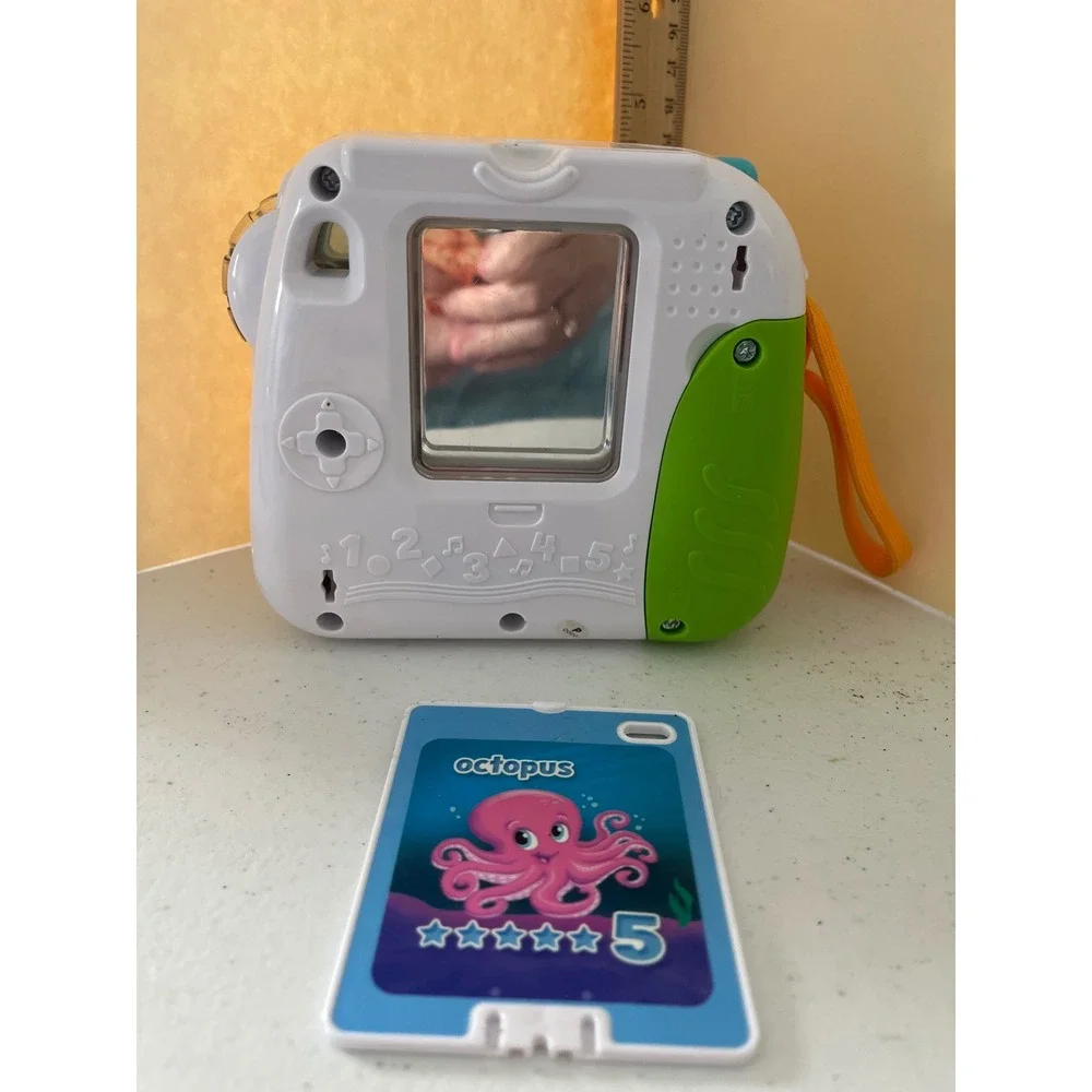 LeapFrog Fun-2-3 Instant Camera Learning Toy White Green Orange 80-607400